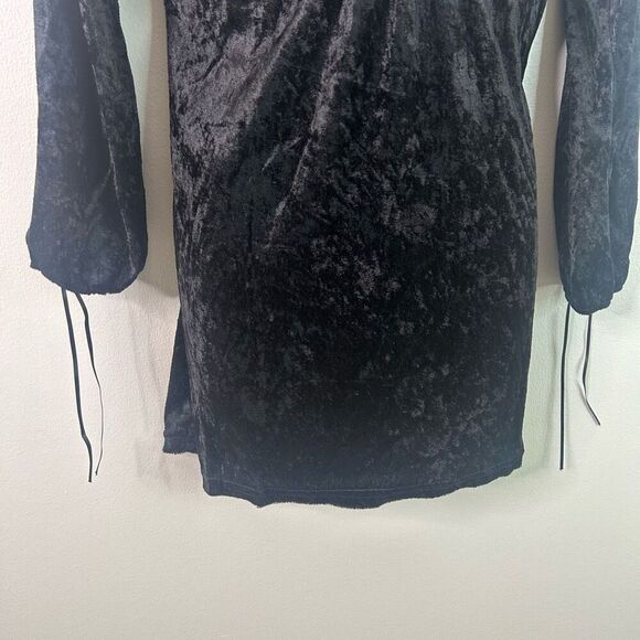 Maria Gabrielle Crushed Velvet Peasant Top S Black Lace-Up Cottagecore Goth - Picture 3 of 11